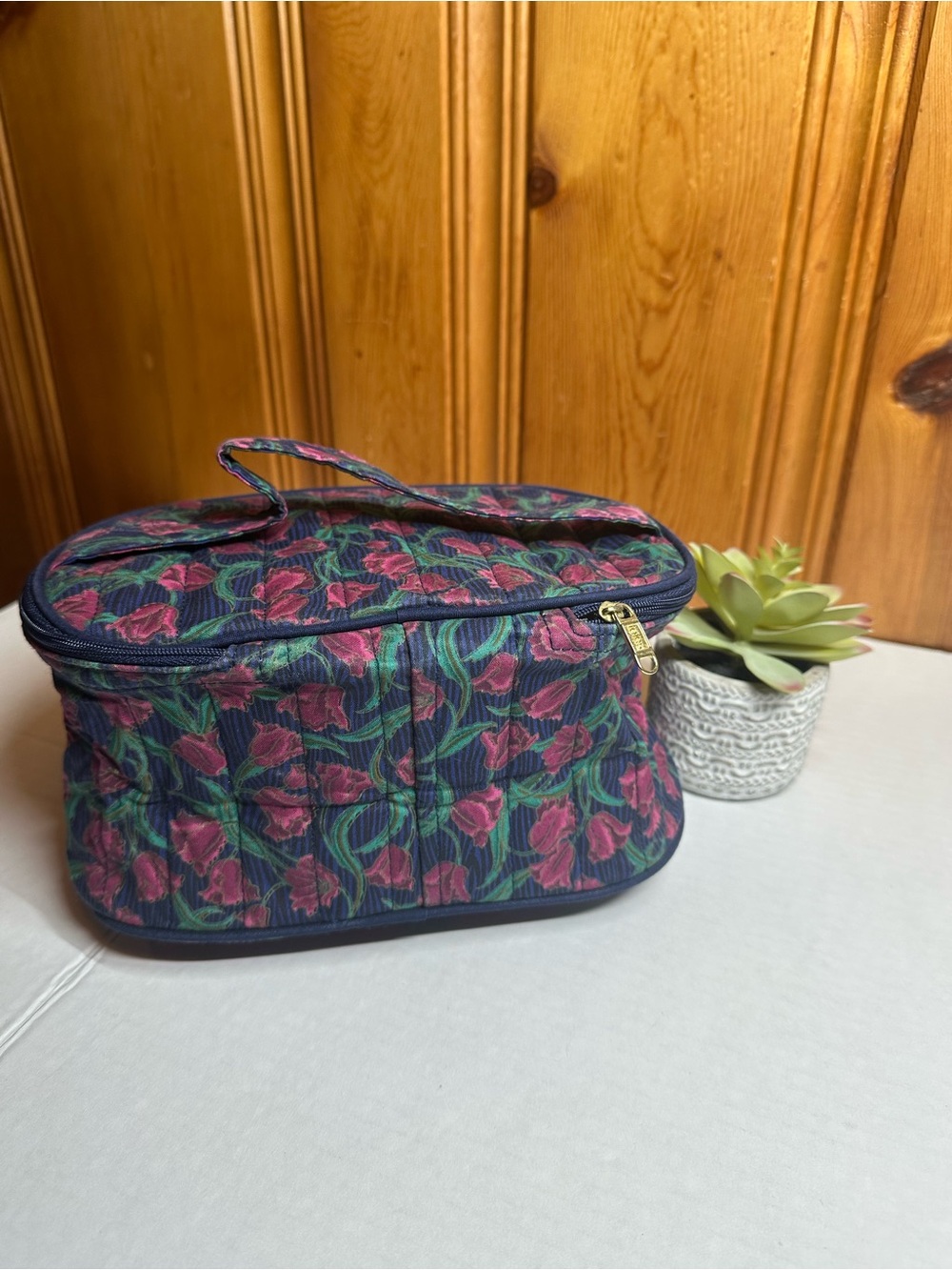 totes Quilted Floral Cosmetic Bag - Navy with Pink Flowers - Picture 5 of 7
